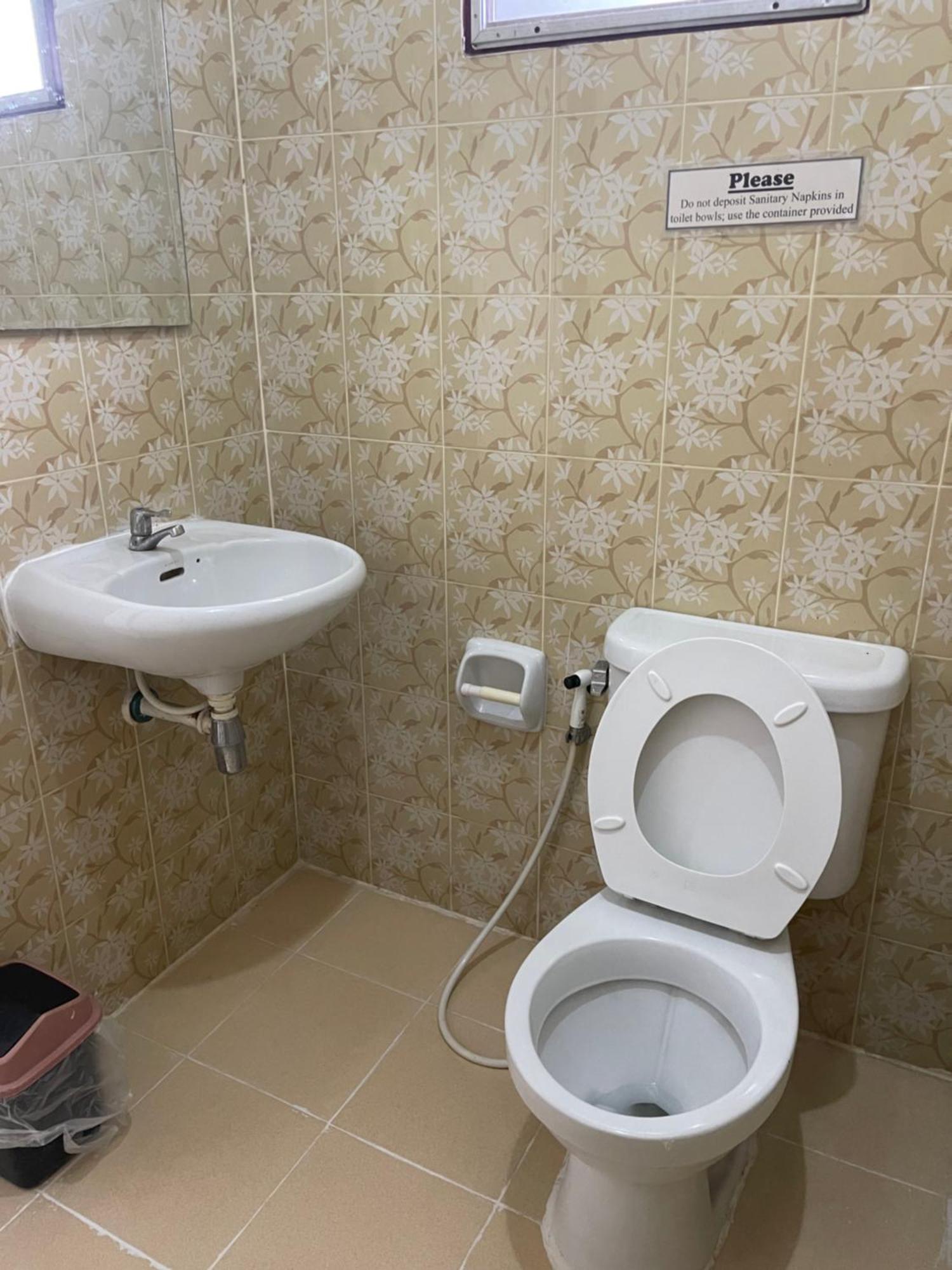 Jj Guesthouse Chiang Mai Bagian luar foto