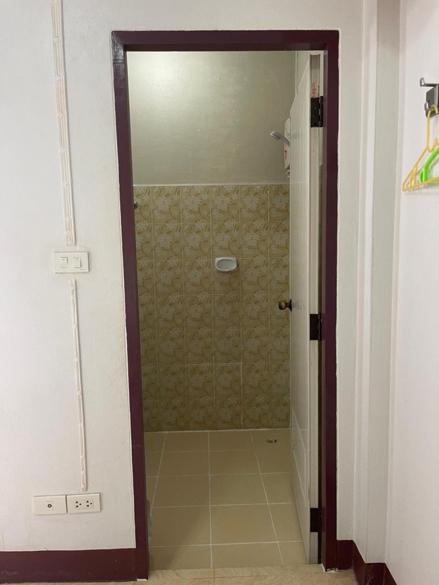 Jj Guesthouse Chiang Mai Bagian luar foto