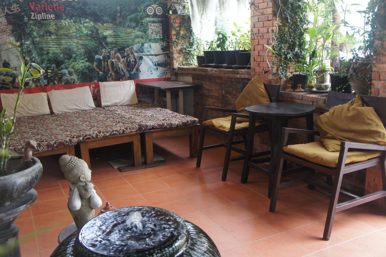 Jj Guesthouse Chiang Mai Bagian luar foto